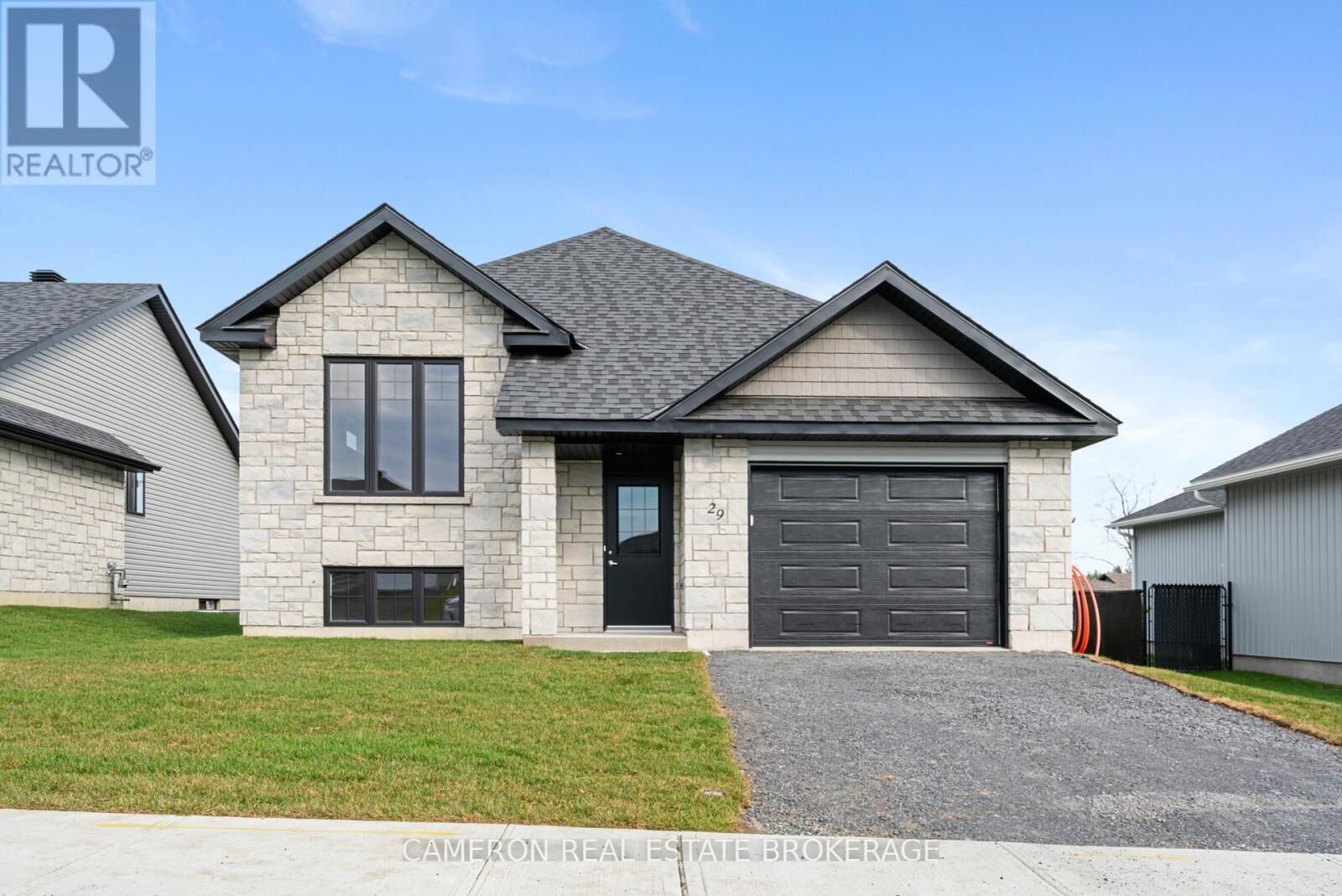 Property Photo:  29 Forrester Way  ON K0C 1P0 