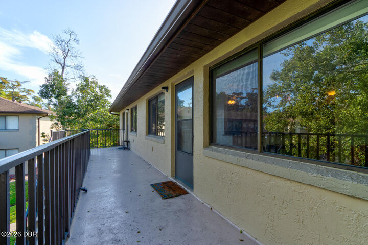 Property Photo:  1601 Big Tree Road 306  FL 32119 
