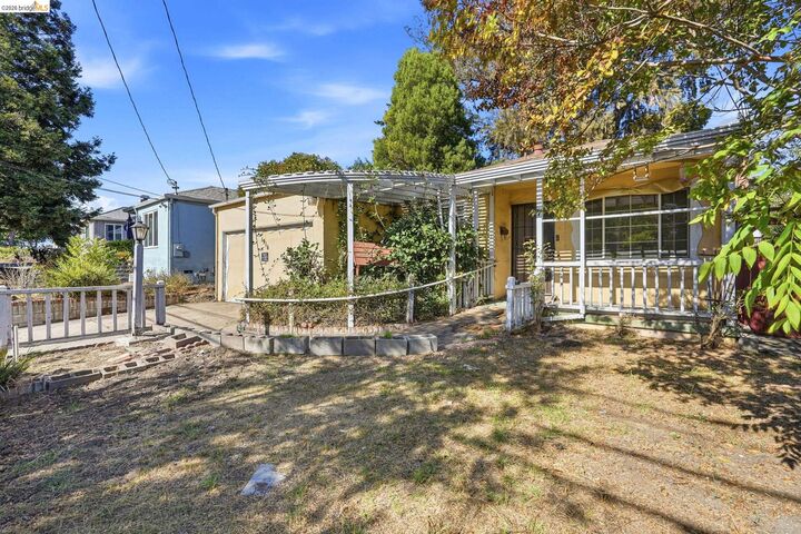 Property Photo: 1916 E Street CA 94541