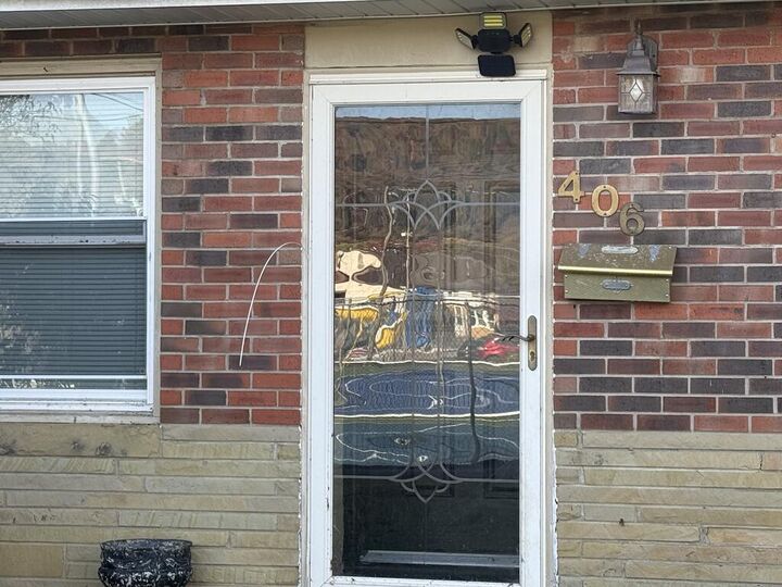 Property Photo:  406 Lincoln Avenue  KY 41240 