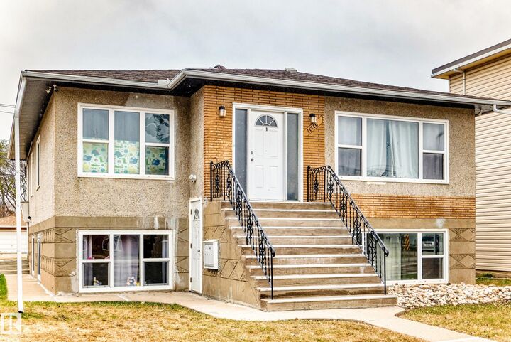 Property Photo:  11716 124 Street NW  AB T5M 0K9 