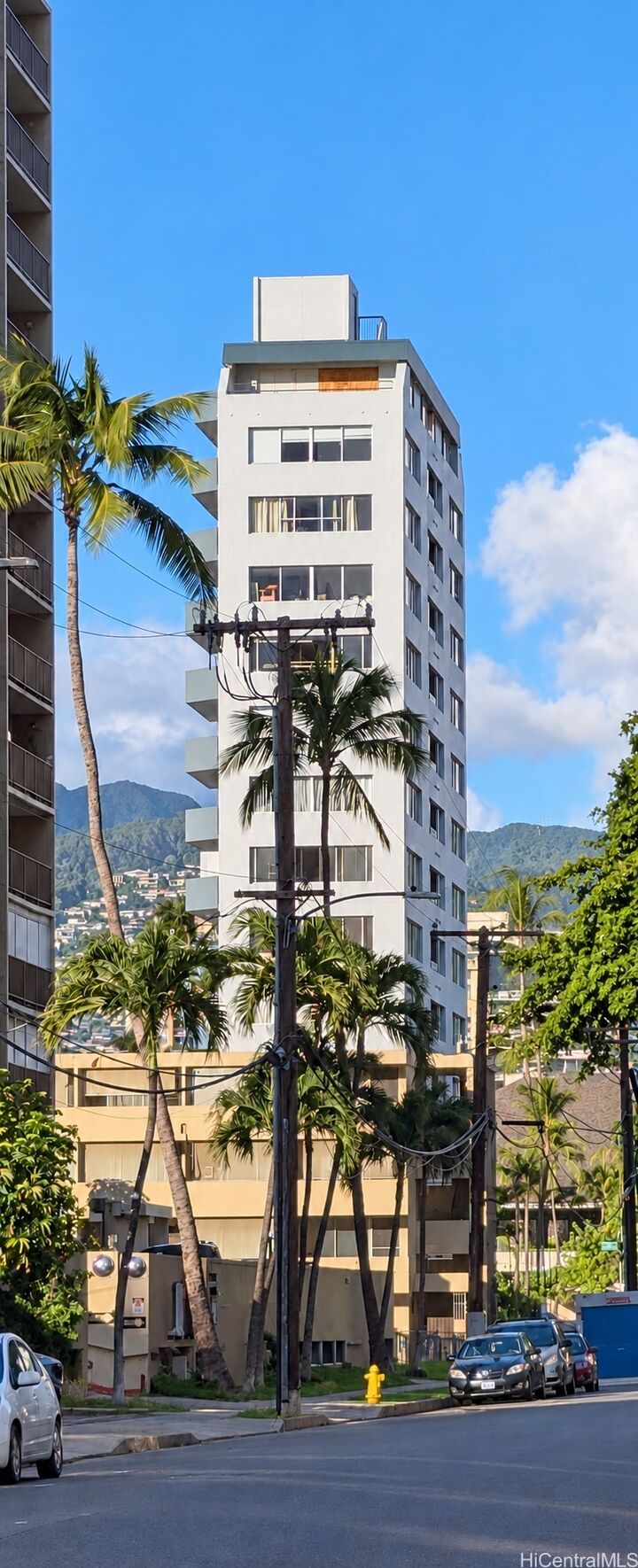 Property Photo:  320 Ohua Avenue 701  HI 96815 