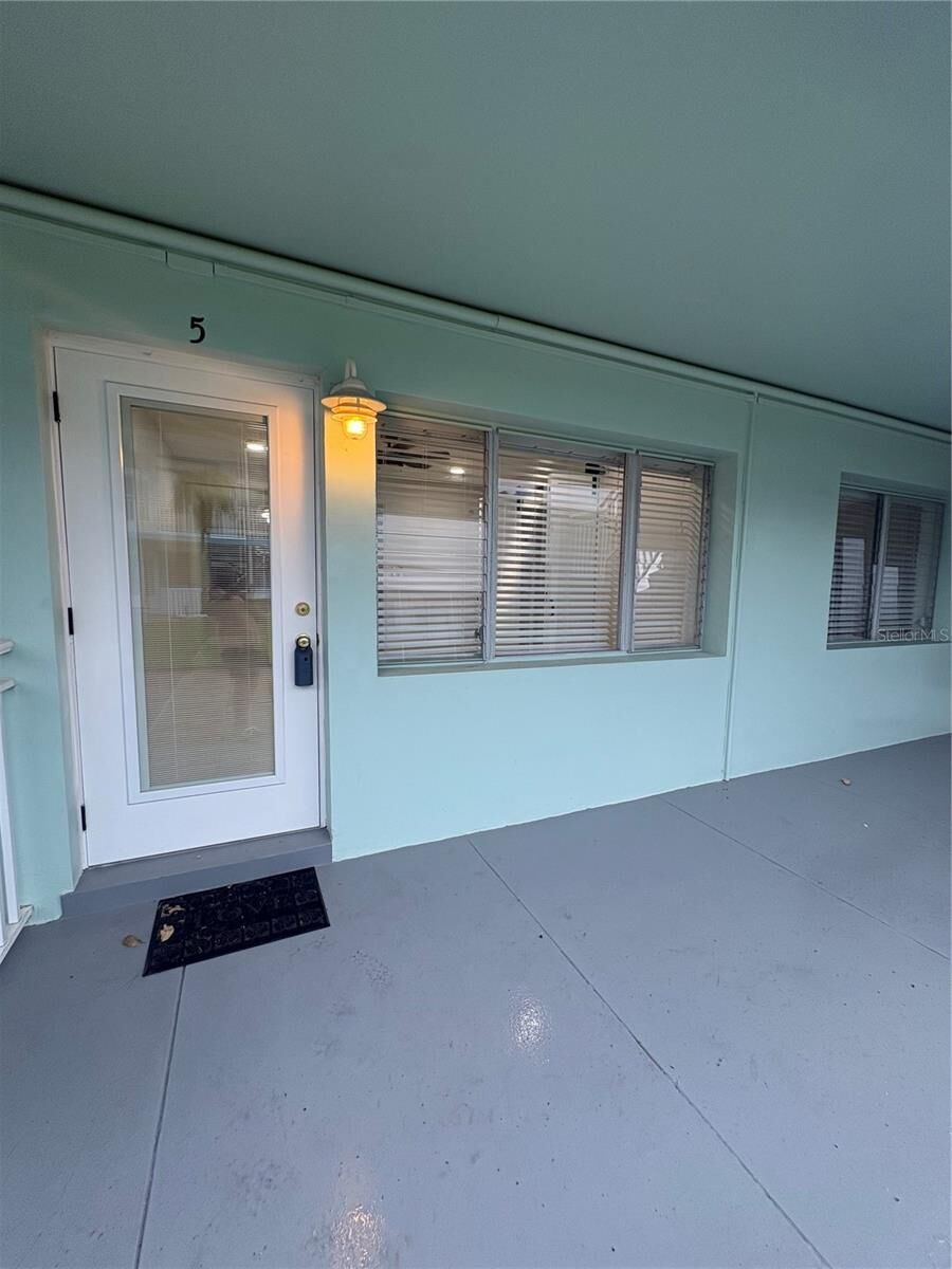 Property Photo:  1840 Shore Drive S 5  FL 33707 