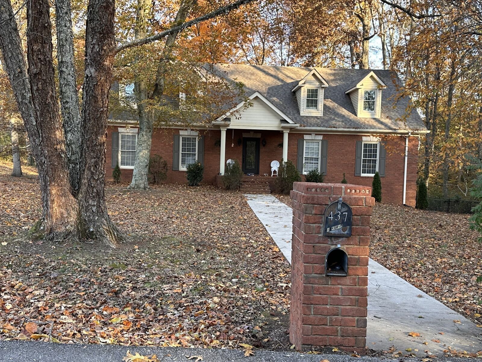 Property Photo: 437 Hickory Blvd TN 37110