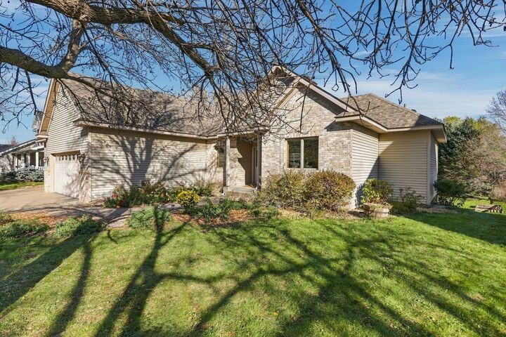 Property Photo: 1216 Somerset Boulevard MN 56303