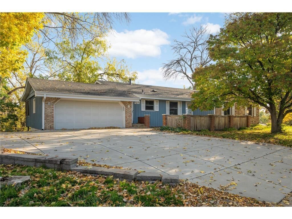 Property Photo: 4030 Wasatch Lane MN 55422