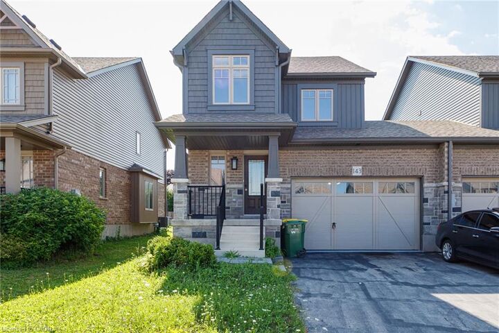 Property Photo:  143 Stonebrook Way  ON N0C 1H0 