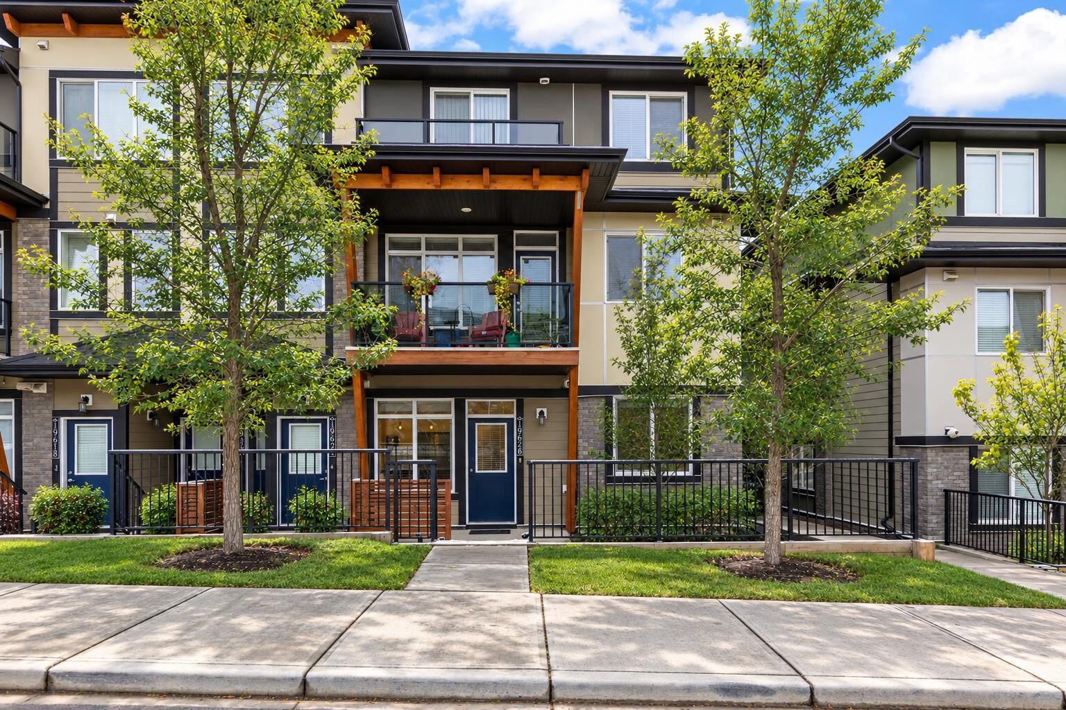Property Photo:  19626 42 Street SE  AB T3M 3A7 