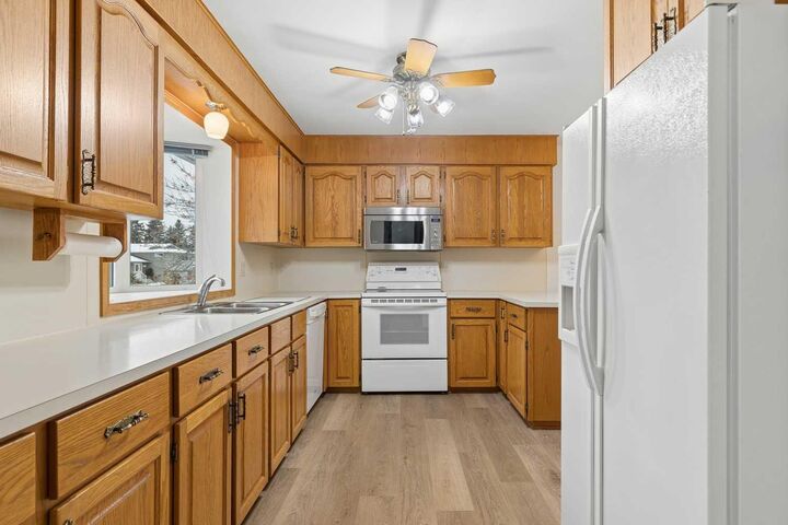 Property Photo:  11104 Southdale Road SW  AB T2W 0X4 