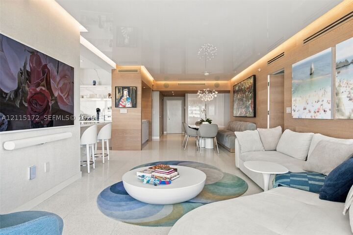 Property Photo:  16 Island Ave 5C  FL 33139 