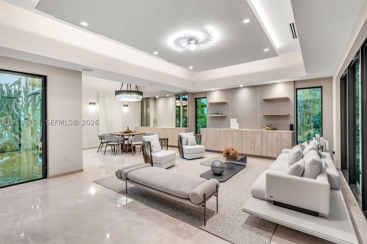 Property Photo: 6731 SW 64th Ave FL 33143