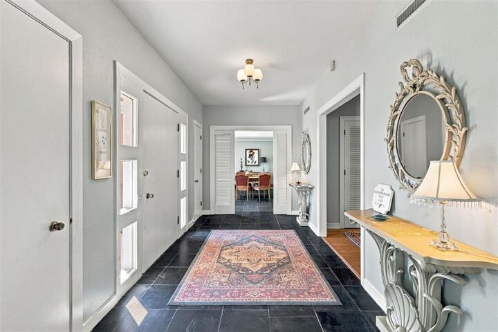 Property Photo: 1718 Enterprise Boulevard LA 70601