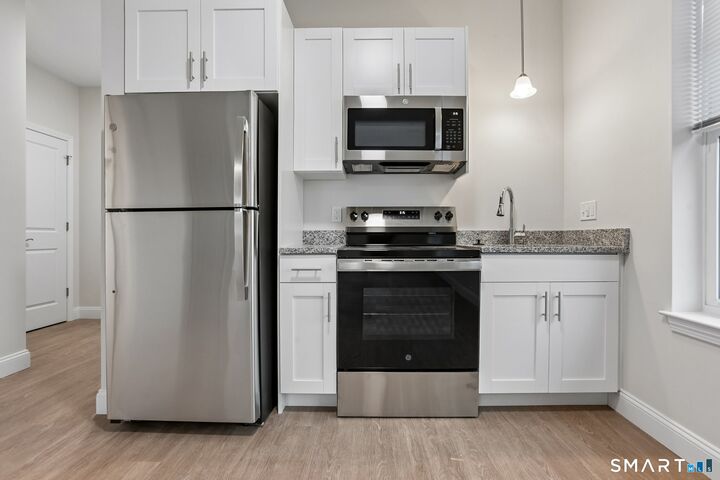 Property Photo: 55 Steele Boulevard 204 CT 06037