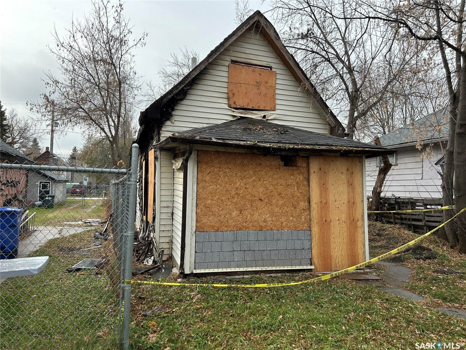 Property Photo:  417 7th Street E  SK S6V 0S4 