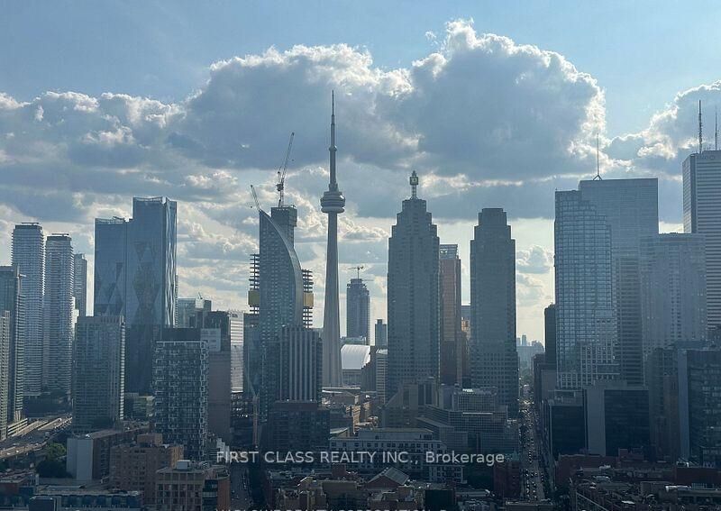 Property Photo: 135 Lower Sherbourne Street W 2829 ON M5A 1Y4