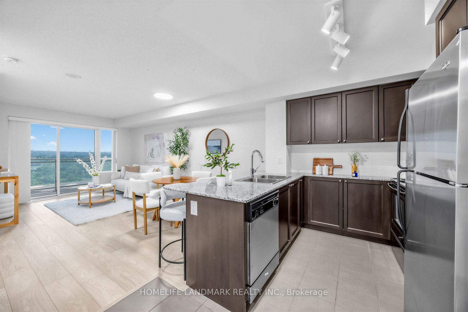 Property Photo:  1235 Bayly Street 807  ON L1W 1L7 
