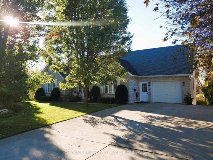 Property Photo: 13 Otter Crescent ON N0G 2J0