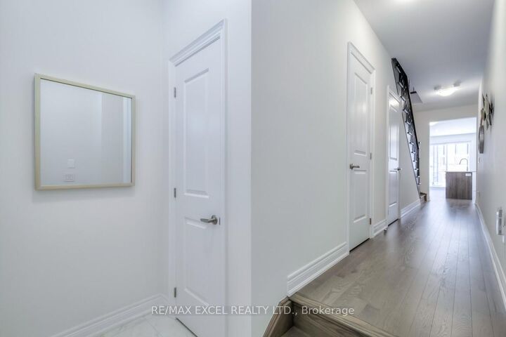 Property Photo:  51 Hercules Club Drive  ON L4E 1K7 