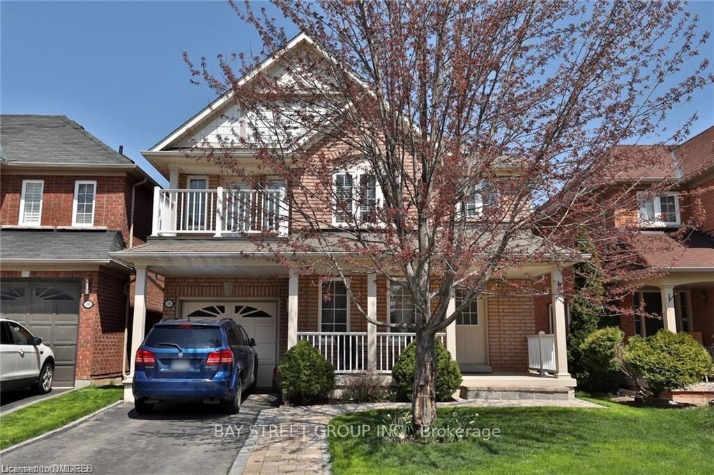 Property Photo: 2165 Crestmont Drive ON L6M 5A6