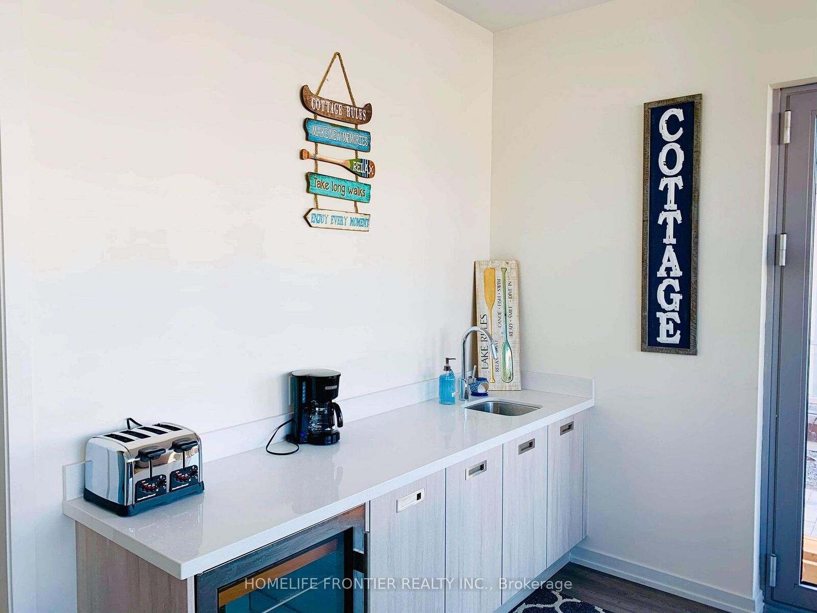 Property Photo:  3650 Ferretti Court  ON L9S 0N6 