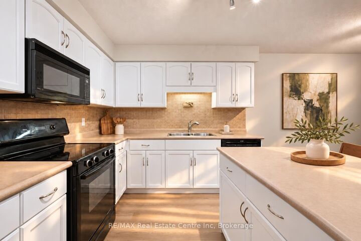 Property Photo: 210 Dawn Avenue 38 ON N1G 5L5