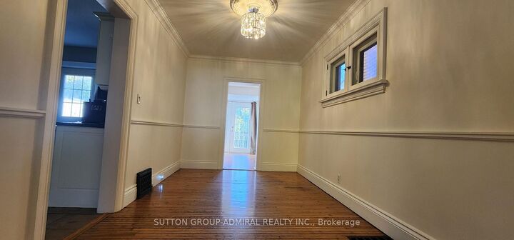 Property Photo:  23 Westmoreland Avenue  ON L1G 2M9 