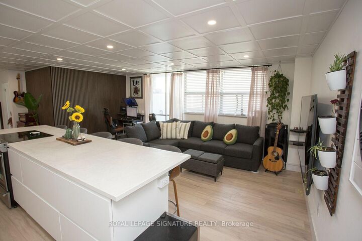Property Photo: 2645 Kipling Avenue 1705 ON M9V 3S6