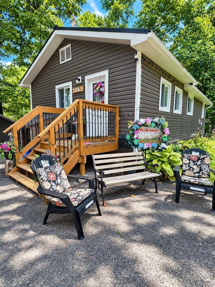 Property Photo: 1063 Laidlaw Avenue ON L0K 2B0