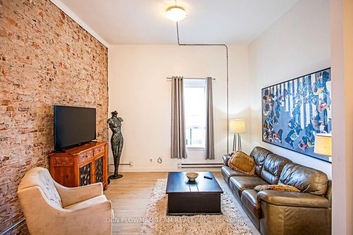 Property Photo: 8 Simcoe Street N ON L1G 4R8