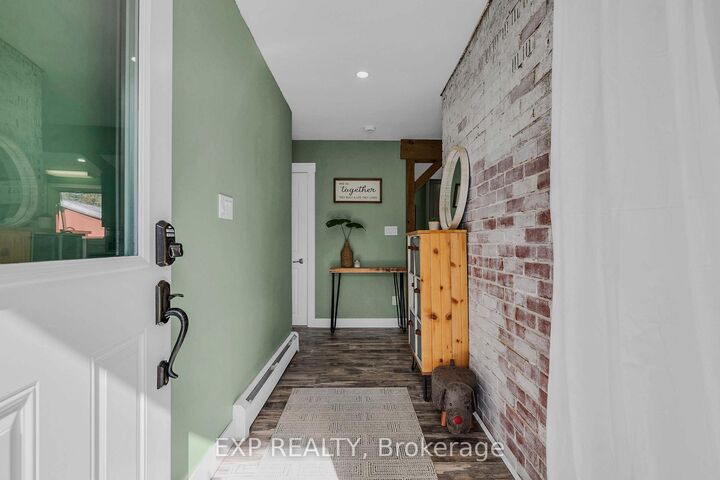 Property Photo:  314 First Avenue E (Main Level)  ON L9V 2Y9 