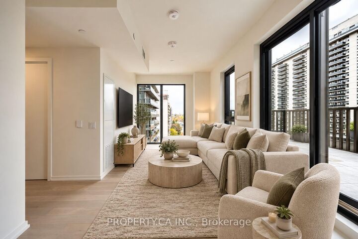 Property Photo: 109 Erskine Avenue 1202 ON M4P 0G8