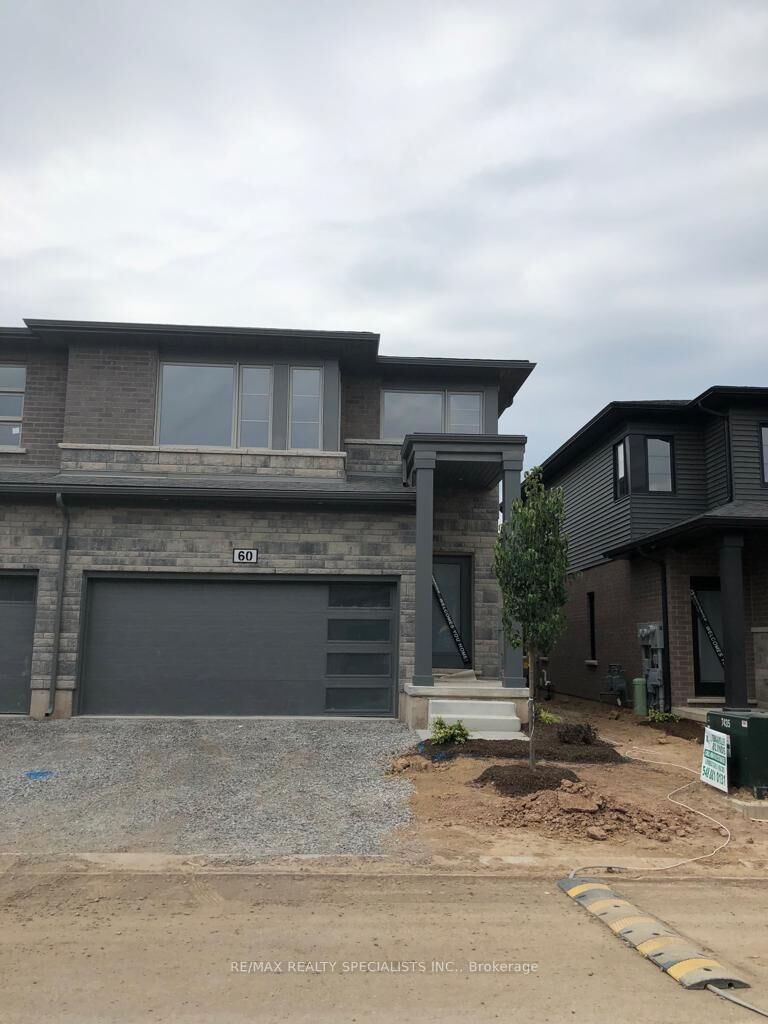Property Photo:  4552 Portage Road 60  ON L2E 6A8 