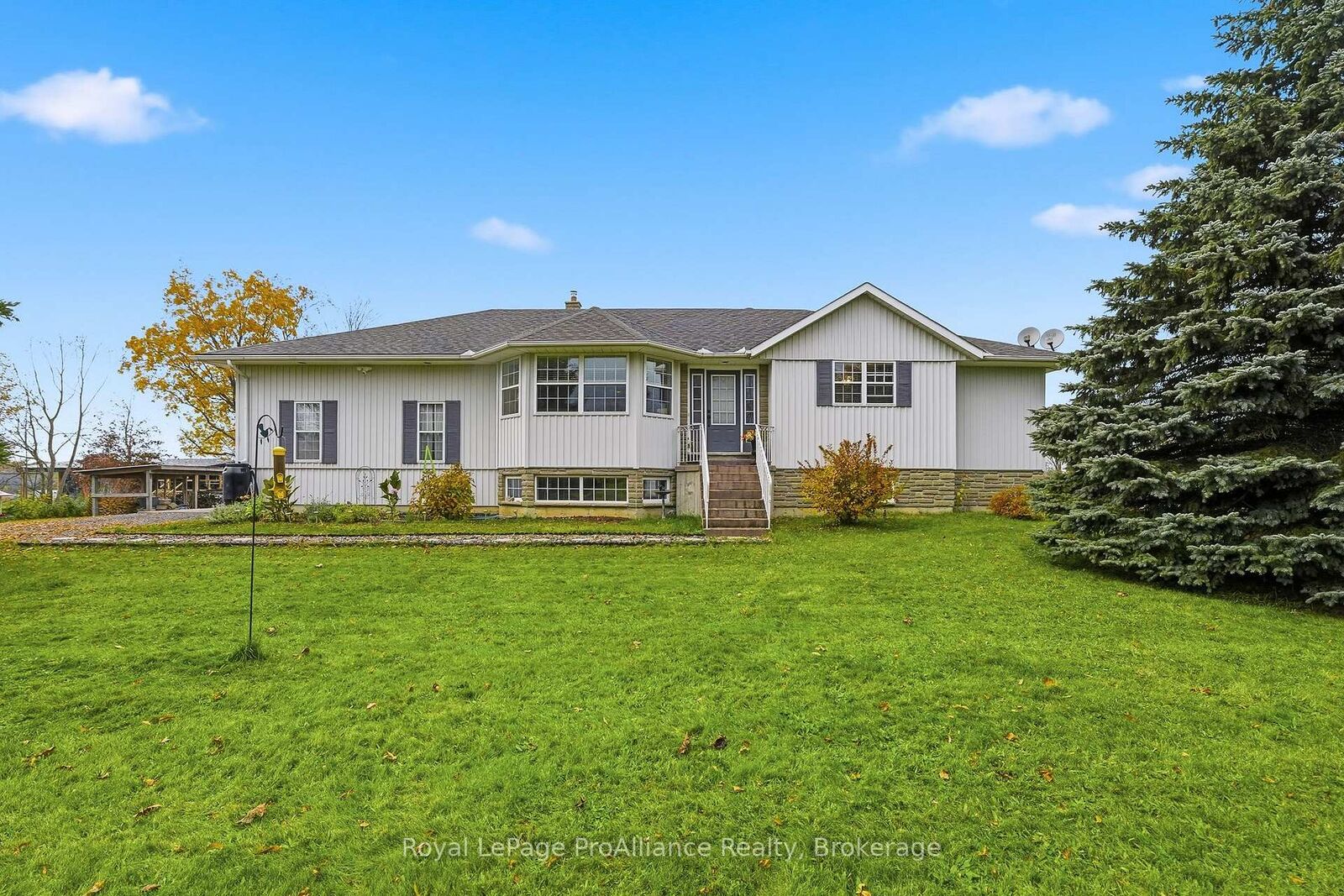 Property Photo: 3158 Victoria Road ON K0K 1L0