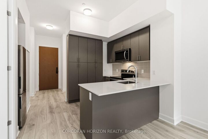 Property Photo:  3240 William Coltson Avenue 120  ON L6H 8C8 