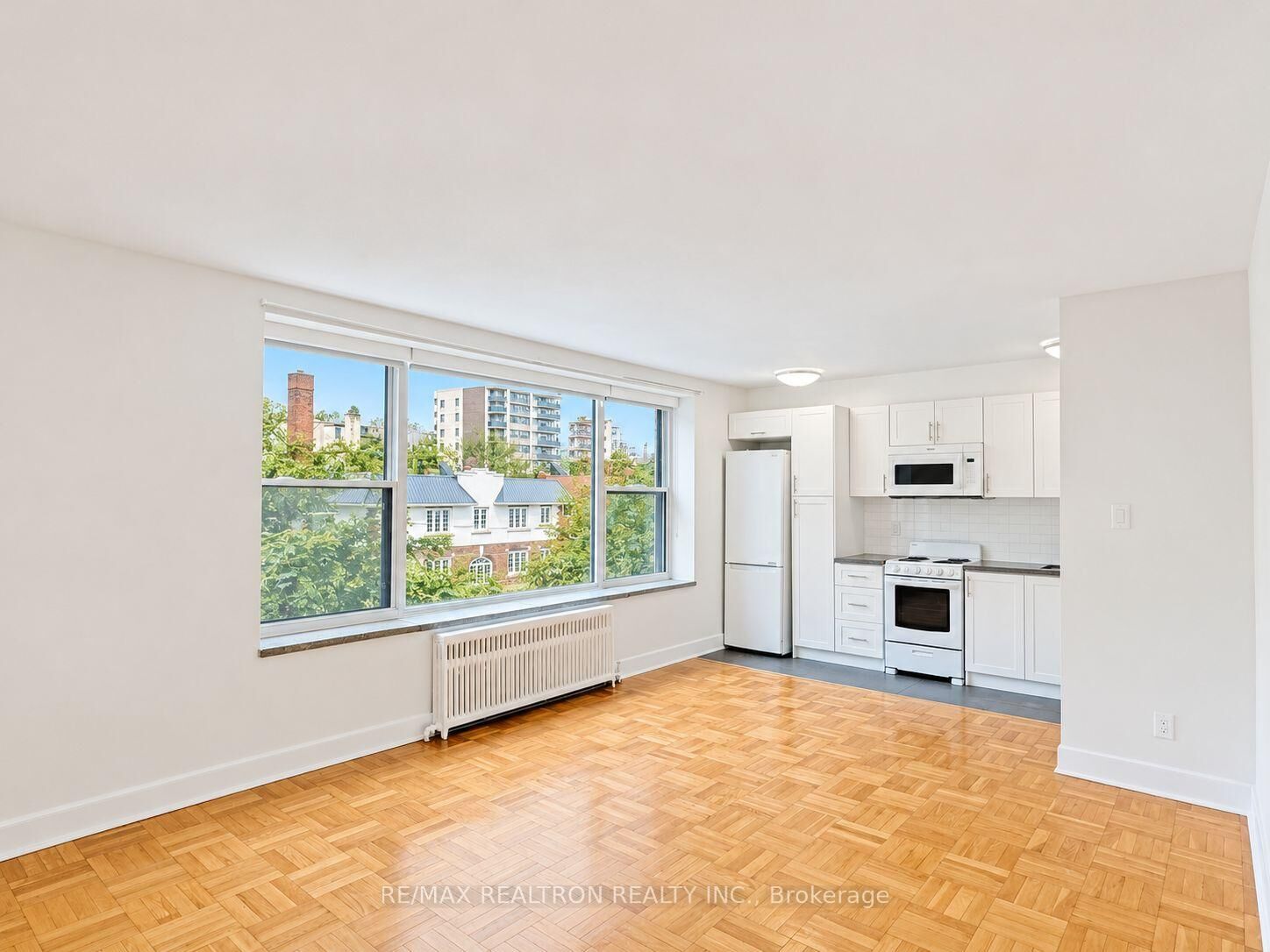 Property Photo:  1545 Bathurst Street 310  ON M5P 3H6 