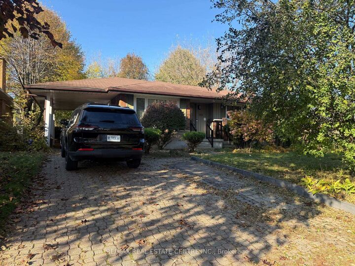Property Photo: 119 Alison Avenue Lower ON N1R 1N5