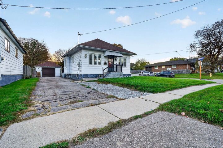 Property Photo: 86 Gibbons Street ON L1J 4X9