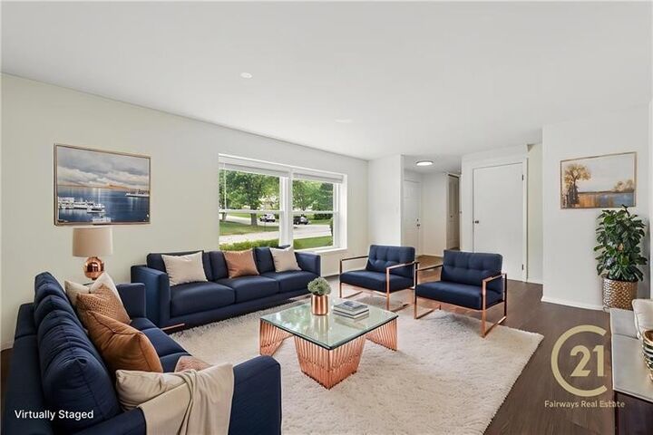 Property Photo:  200 Duquesne Blvd  PA 15068 