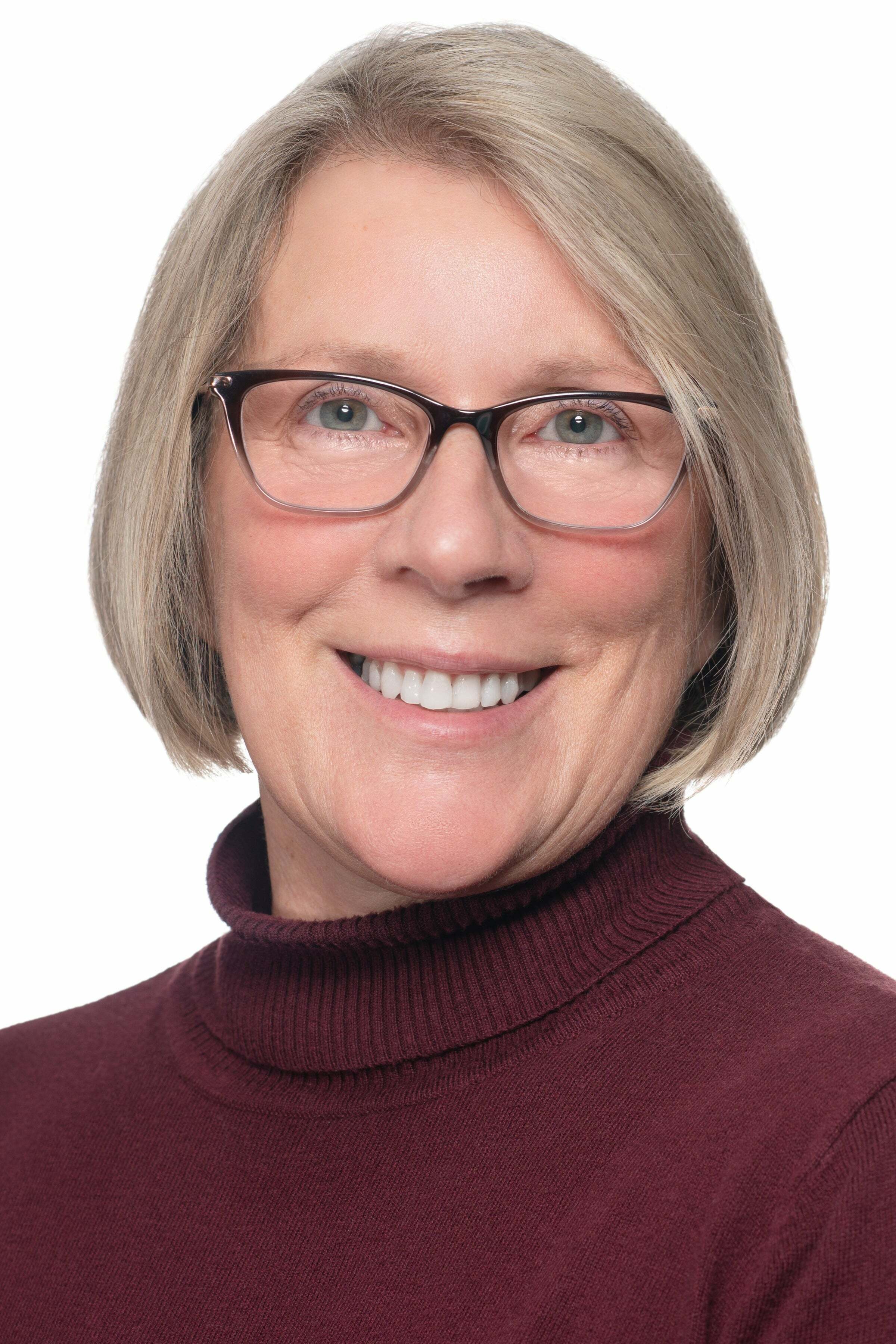 Carla Dragon, Real Estate Salesperson in Plattsburgh, Whitbeck