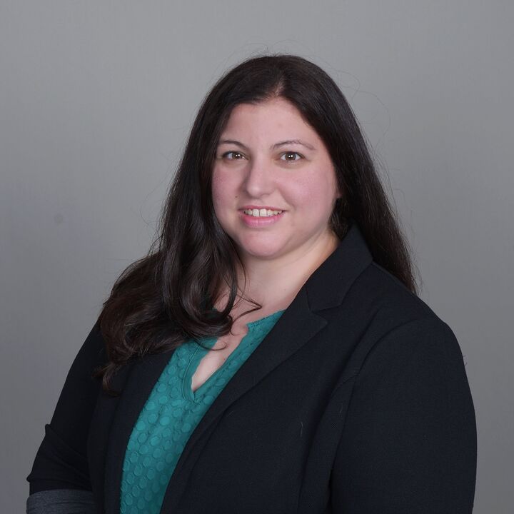 Nicole Caiozzo,  in Babylon, Realty Connect