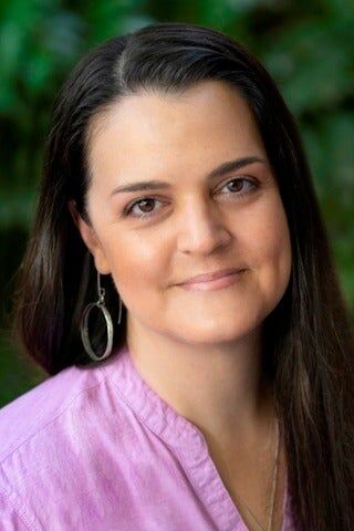 Sarah Wiley, Real Estate Broker in Belmont, Carver-Pressley, Realtors