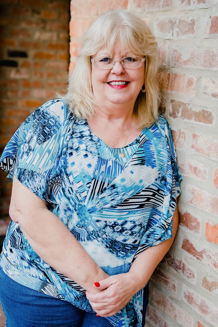 Teresa Moreau, Real Estate Salesperson in Alexandria, Reap Realty