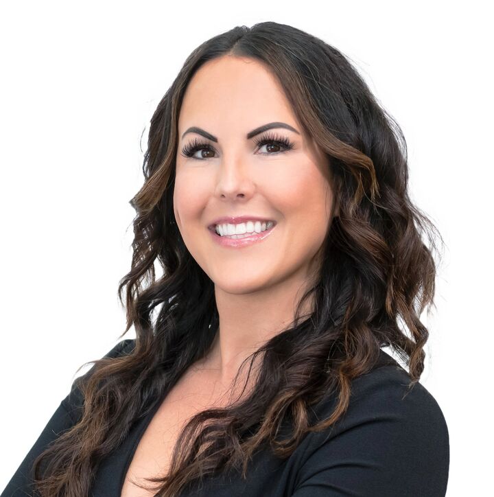 Lisa J. Cunningham,  in Meridian, 43° North