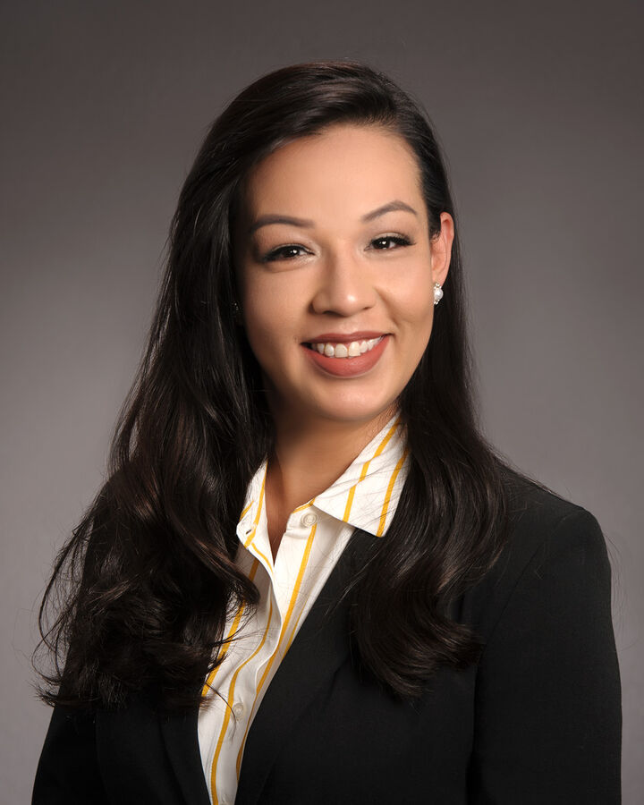 Alejandra Gomez, Realtor in Sacramento, Windermere