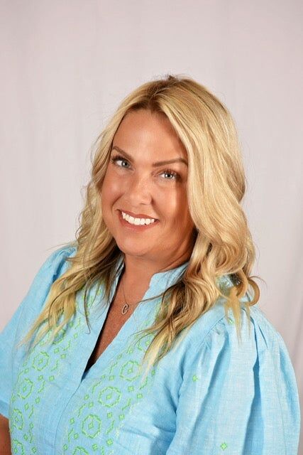Danielle Coleman, Associate Real Estate Broker in Hendersonville, Wright Realty