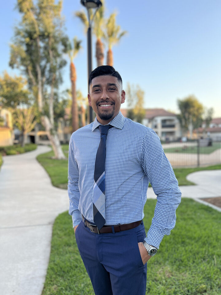 Oscar Reyes,  in Riverside, Tower Agency