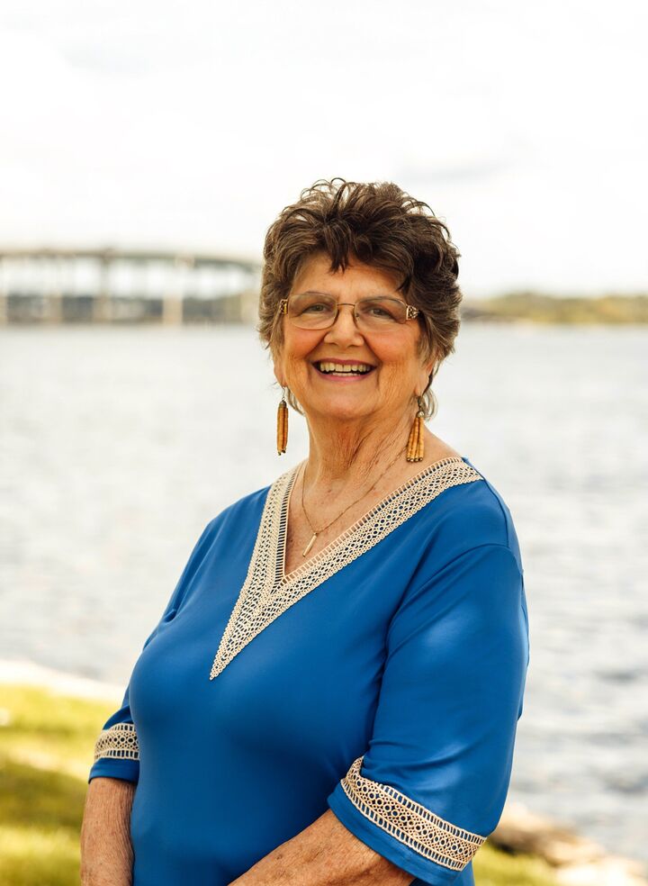 Lillian Varn, Real Estate Salesperson in Crescent City, Ben Bates, Inc., Realtors