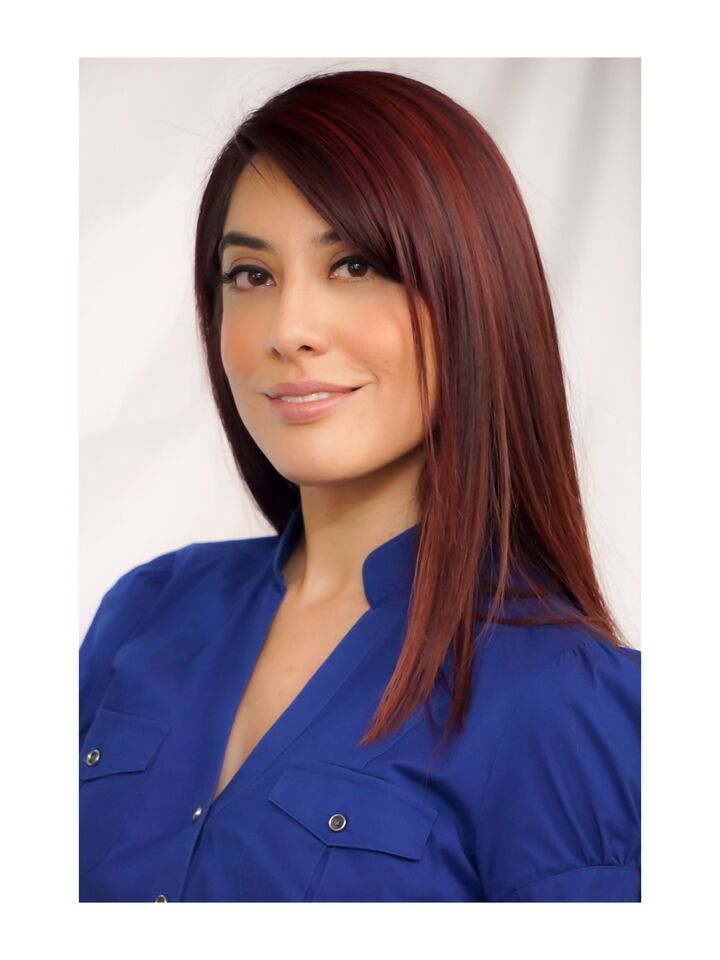 Perla Mendoza, Real Estate Salesperson in Corona, Masters