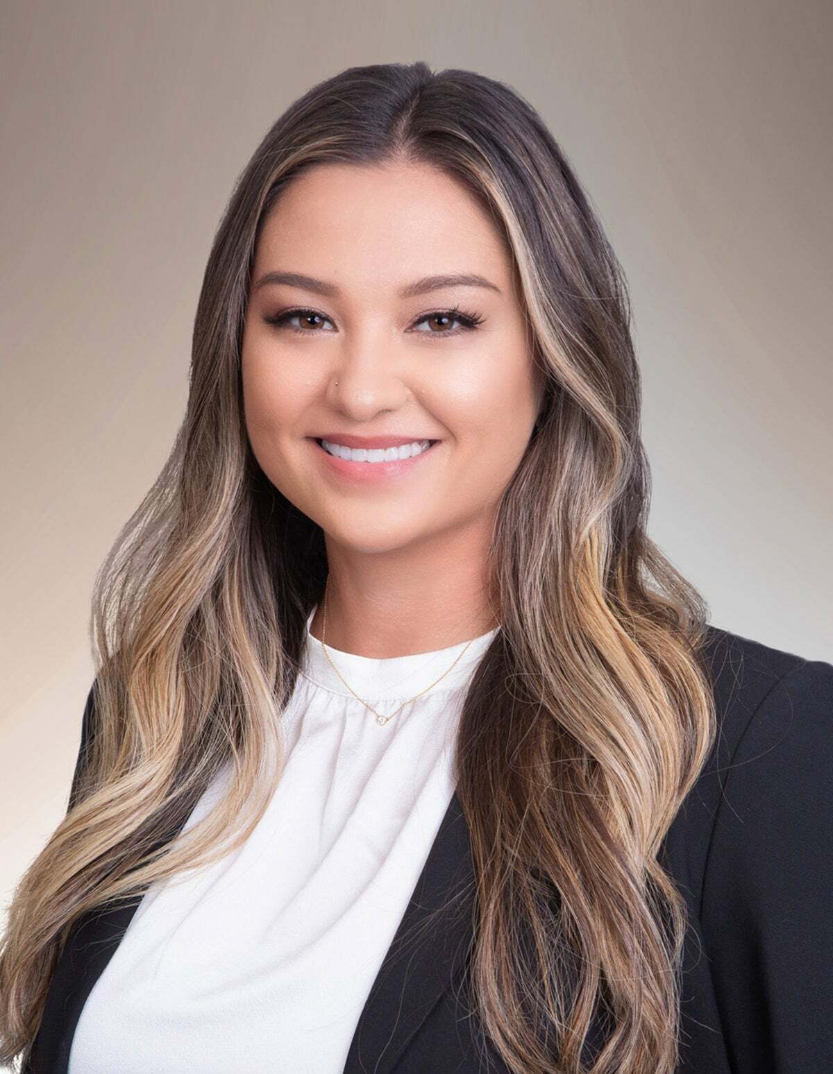 Cynthia Ray, REALTOR® in Honolulu, Advantage Realty