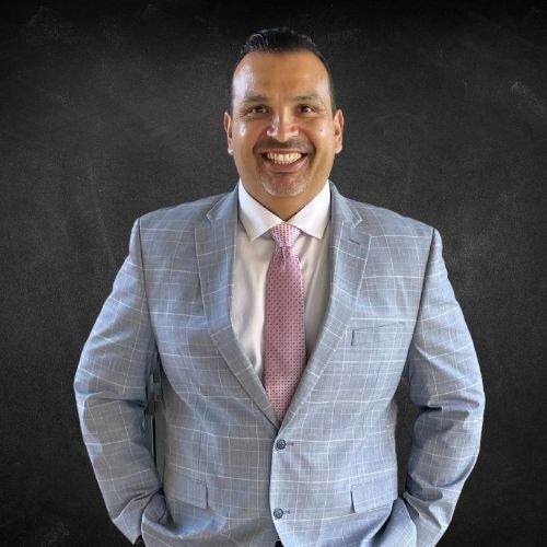 Armando Zamora, Real Estate Salesperson in Victorville, LEADERS